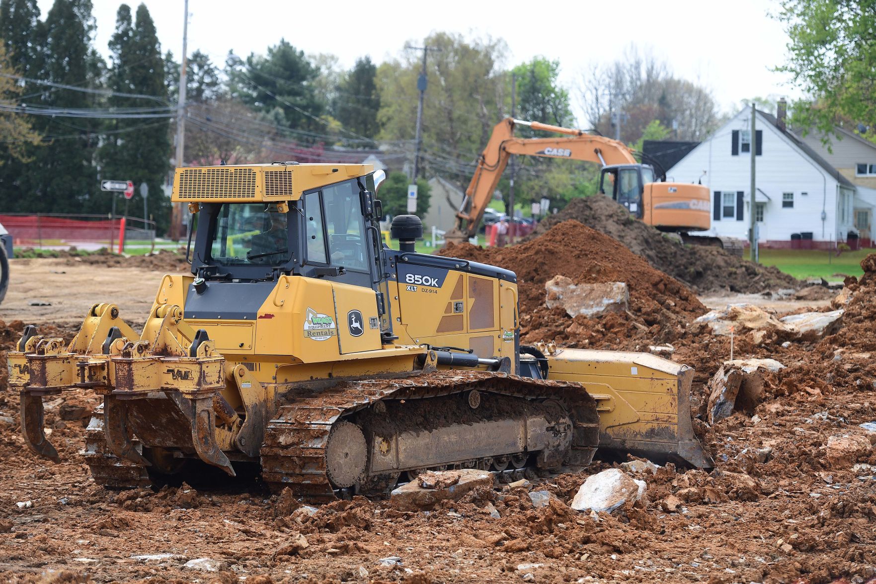 Construction 2.JPG